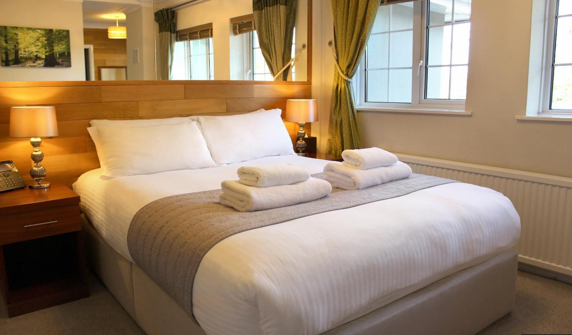 Wickwoods Hotel Albourne Exterior photo